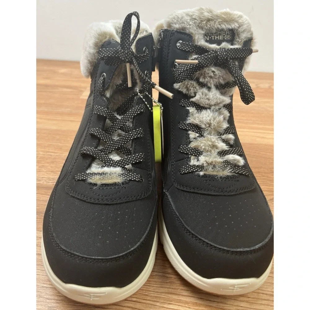 Skechers GoWalk Glacial Ultra Mountain Muse Black Ankle Boots Womens Size 10 NEW